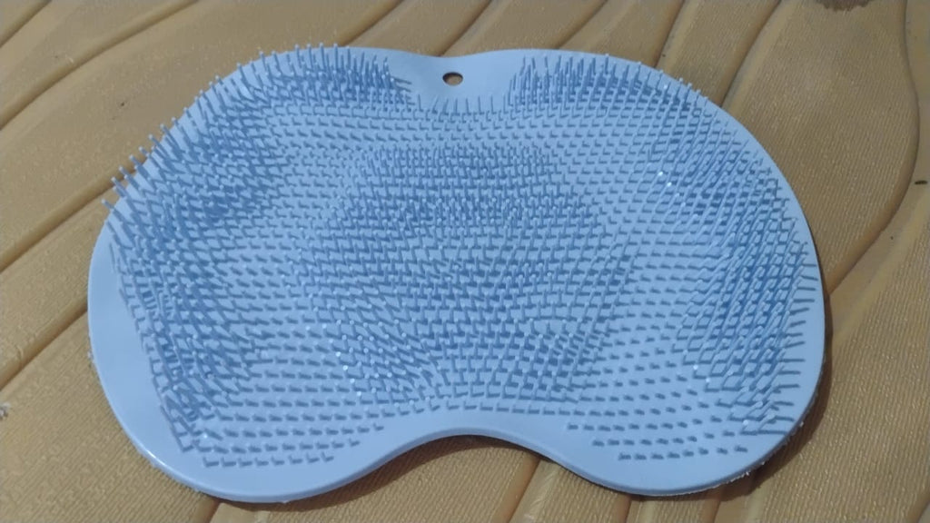 Silicone Bath Massage Cushion – Suction Cup Exfoliating Foot Scrubber & Mat